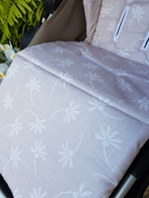 Pram Liner - Linen Daisy Grey