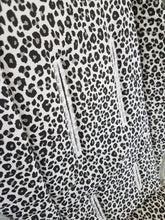 Pram Liner - Leopard Black/Grey